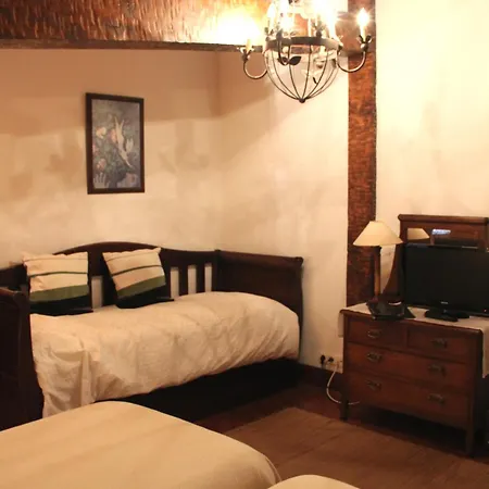 Manuko Benta Landhaus